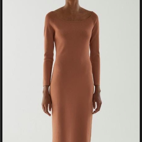 Beautiful COS Knitted Off-ShoulderTube Dress - Picture 2 of 8